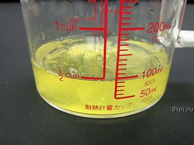 弄出的鸡蛋清。蛋黄不要。