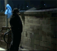 撒尿都这么犀利