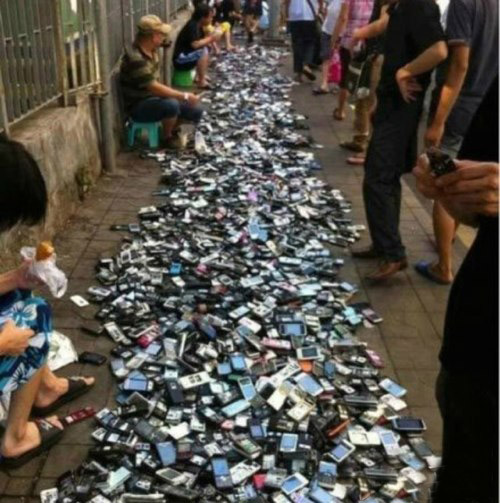 二手，手机交易市场，这场面真牛.