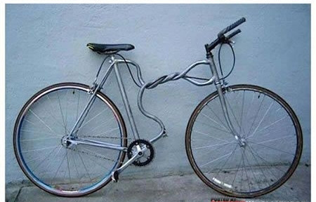 纠结的自行车
