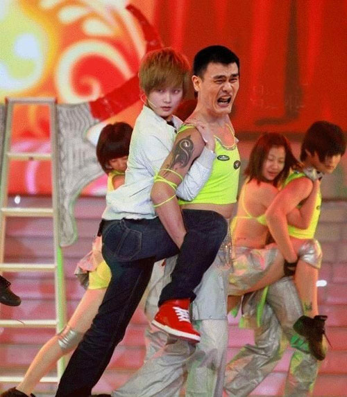 姚明，你要hold住啊！