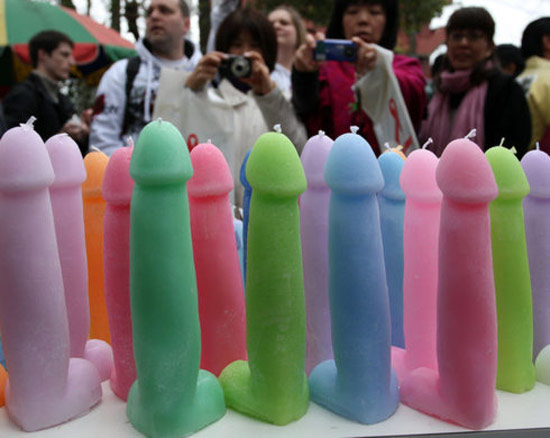 我靠。原来女神们都在吸允这个啊？