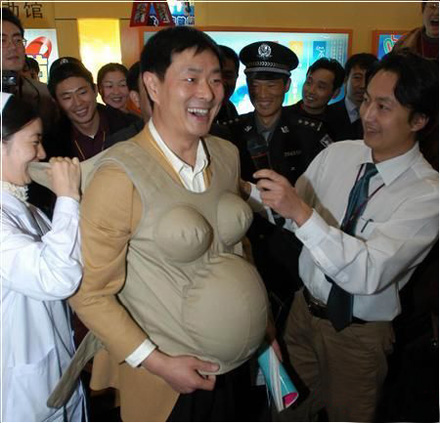 濮存昕孕味十足啊！