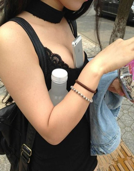 胸大就是好啊，可以这样用