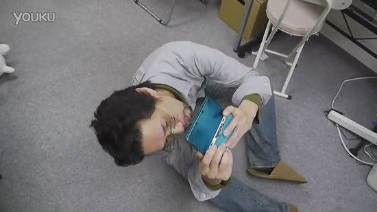 我倾斜着看