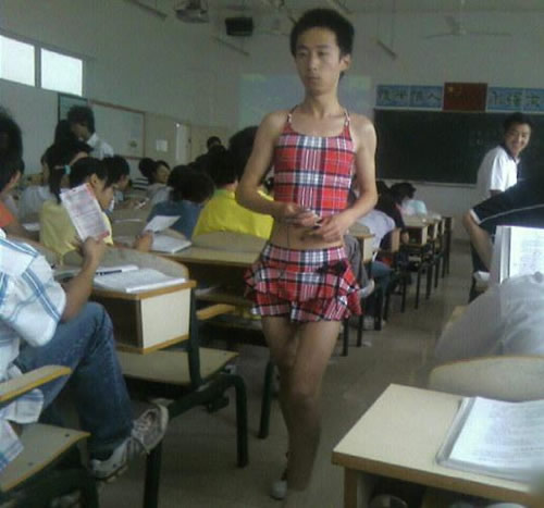 男生也有齐D小短裙