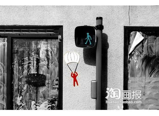 跳伞了...