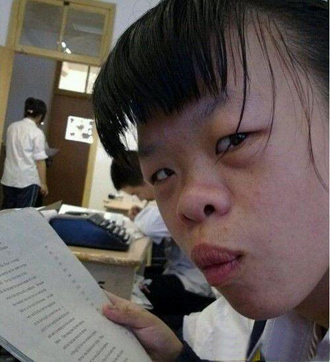 宝贝，来亲一个~