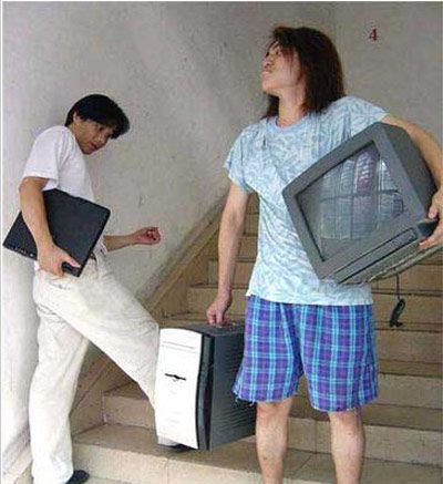 辛苦搬砖一年买了手提电脑