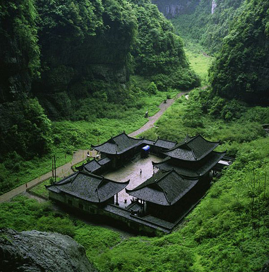你想隐居在这里么？给你10M宽带+顺风快递。