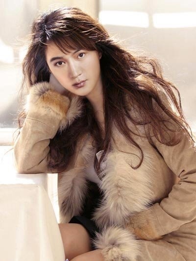 陆毅代言女式潮流服装定妆图。