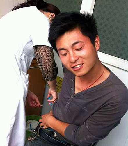 护士打针，真TMD激动人心。