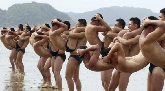 传说中的特种兵训练。
