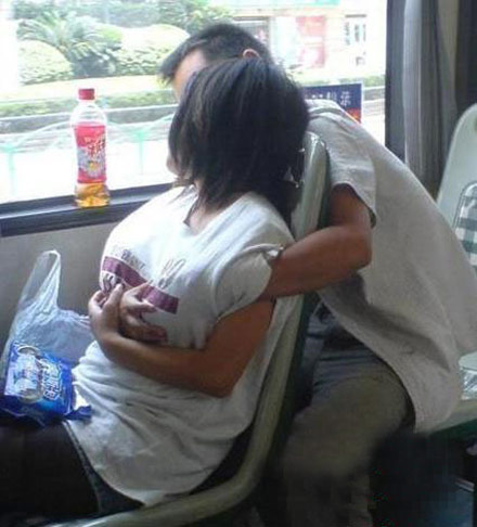 公交车上的情色男女